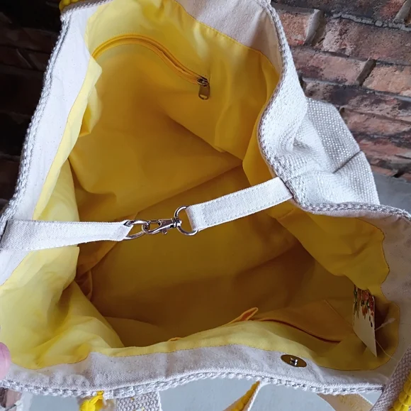 NEW America & Beyond Beaded Lemon Pom Pom Woven Cotton Summer Travel Beach Tote - Picture 14 of 16